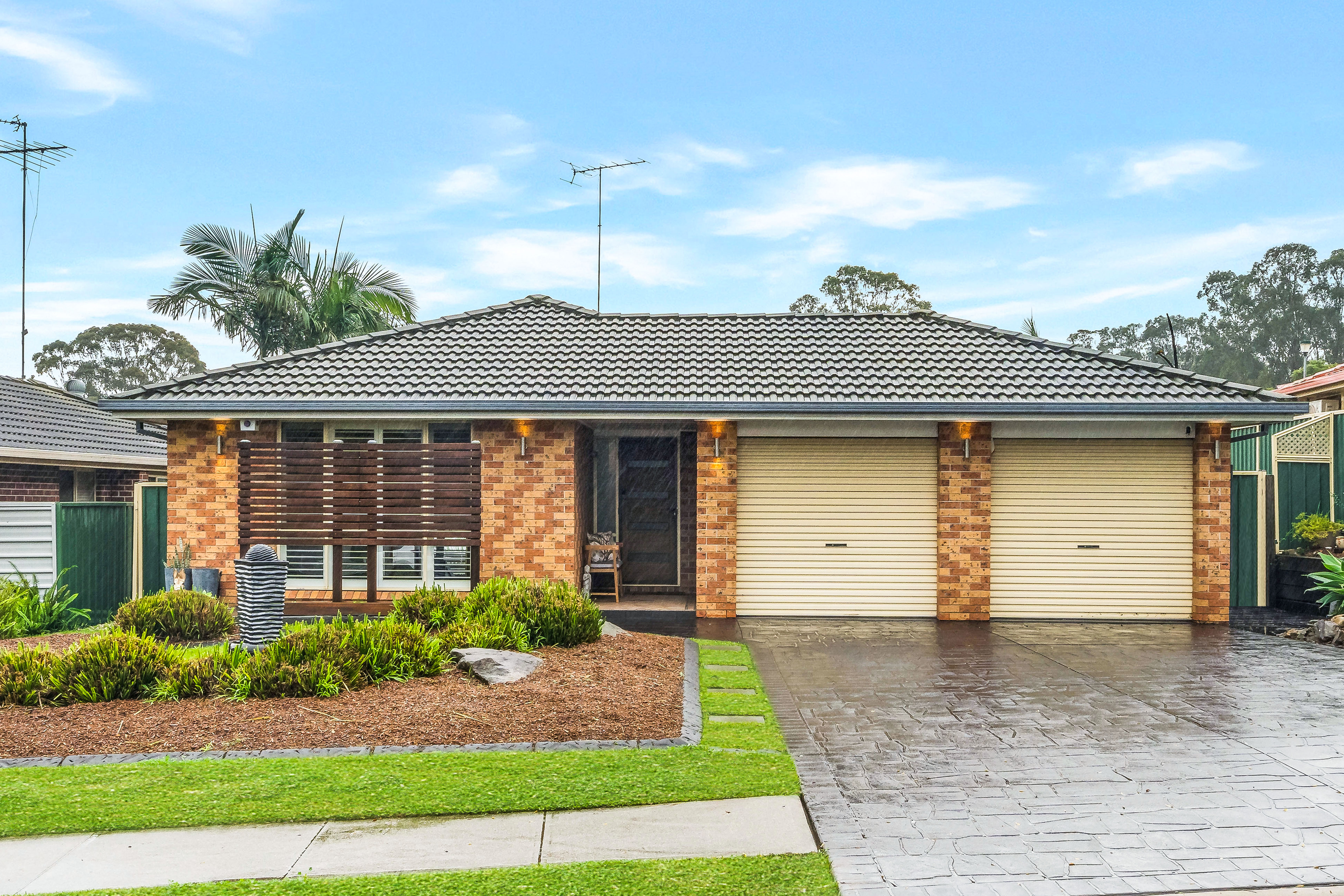 6 Moore Place, CURRANS HILL NSW 2567
