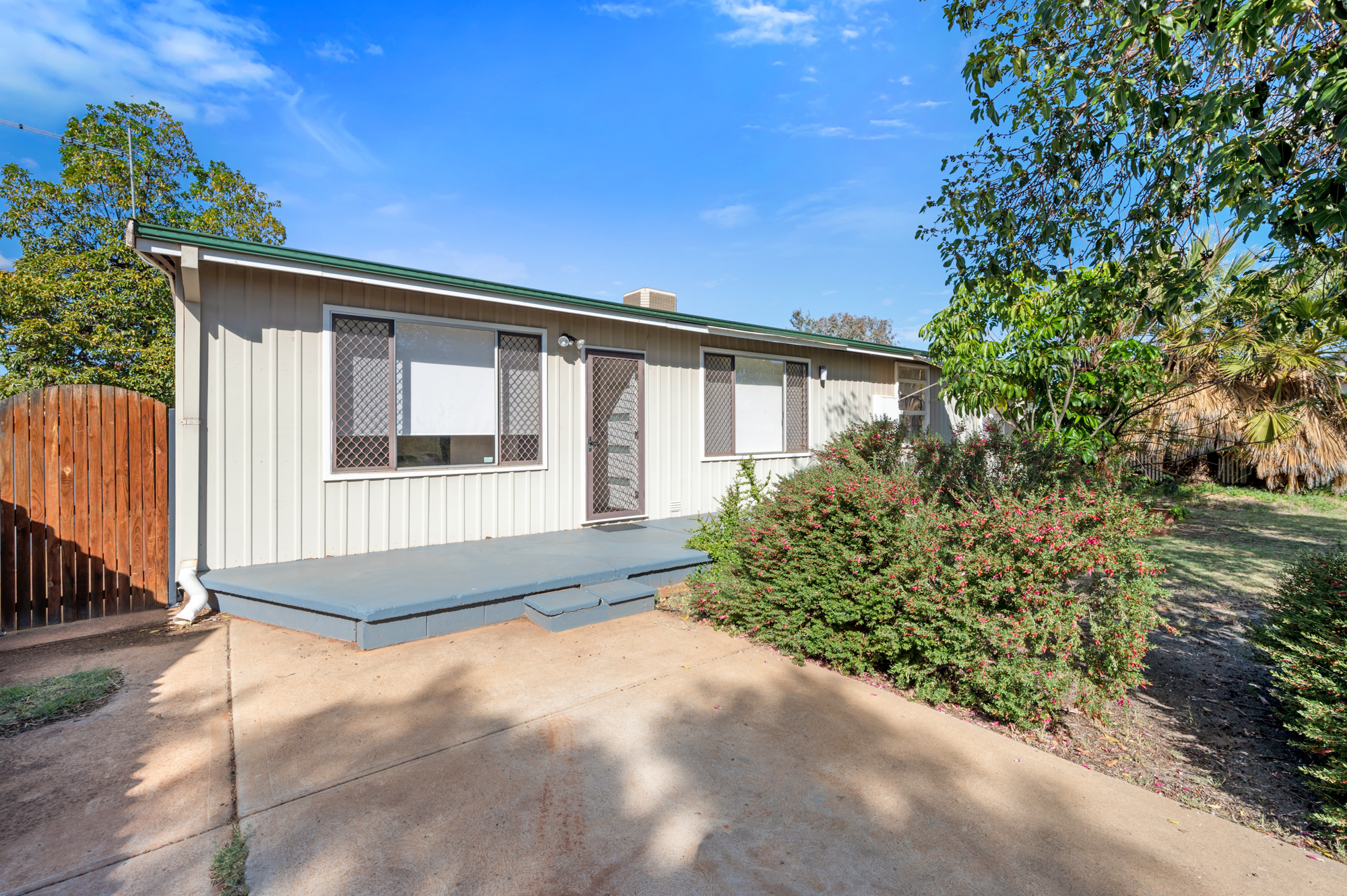 137 Lewis St, LAMINGTON WA 6430