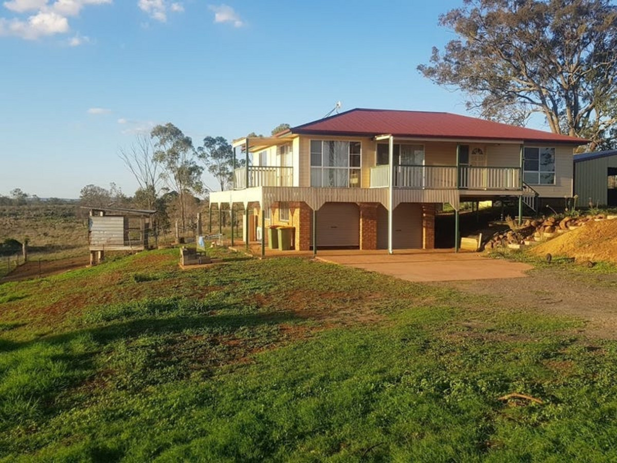 566 Meringandan Road, MERINGANDAN QLD 4352