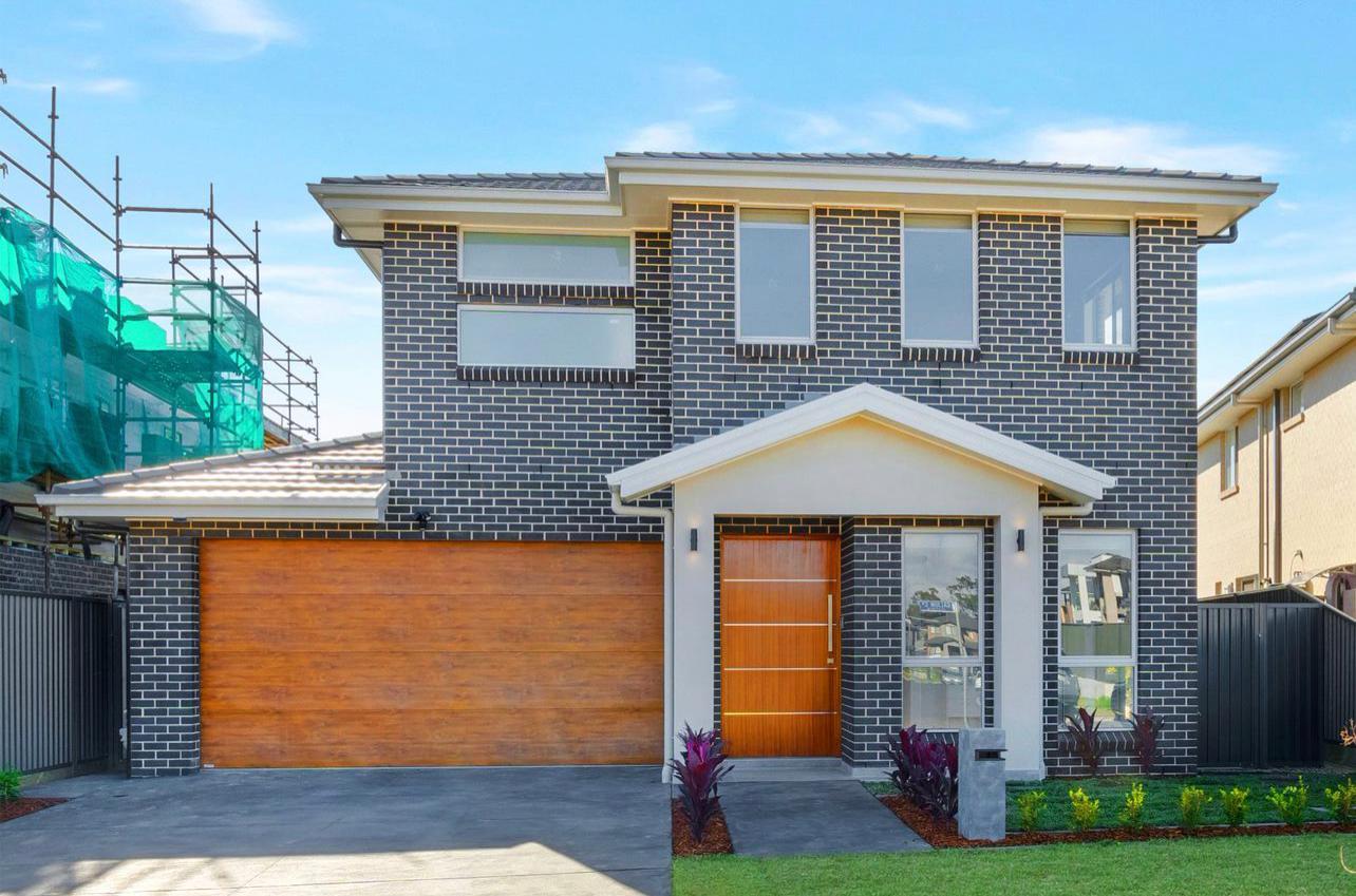 31 Galium Crescent, DENHAM COURT NSW 2565