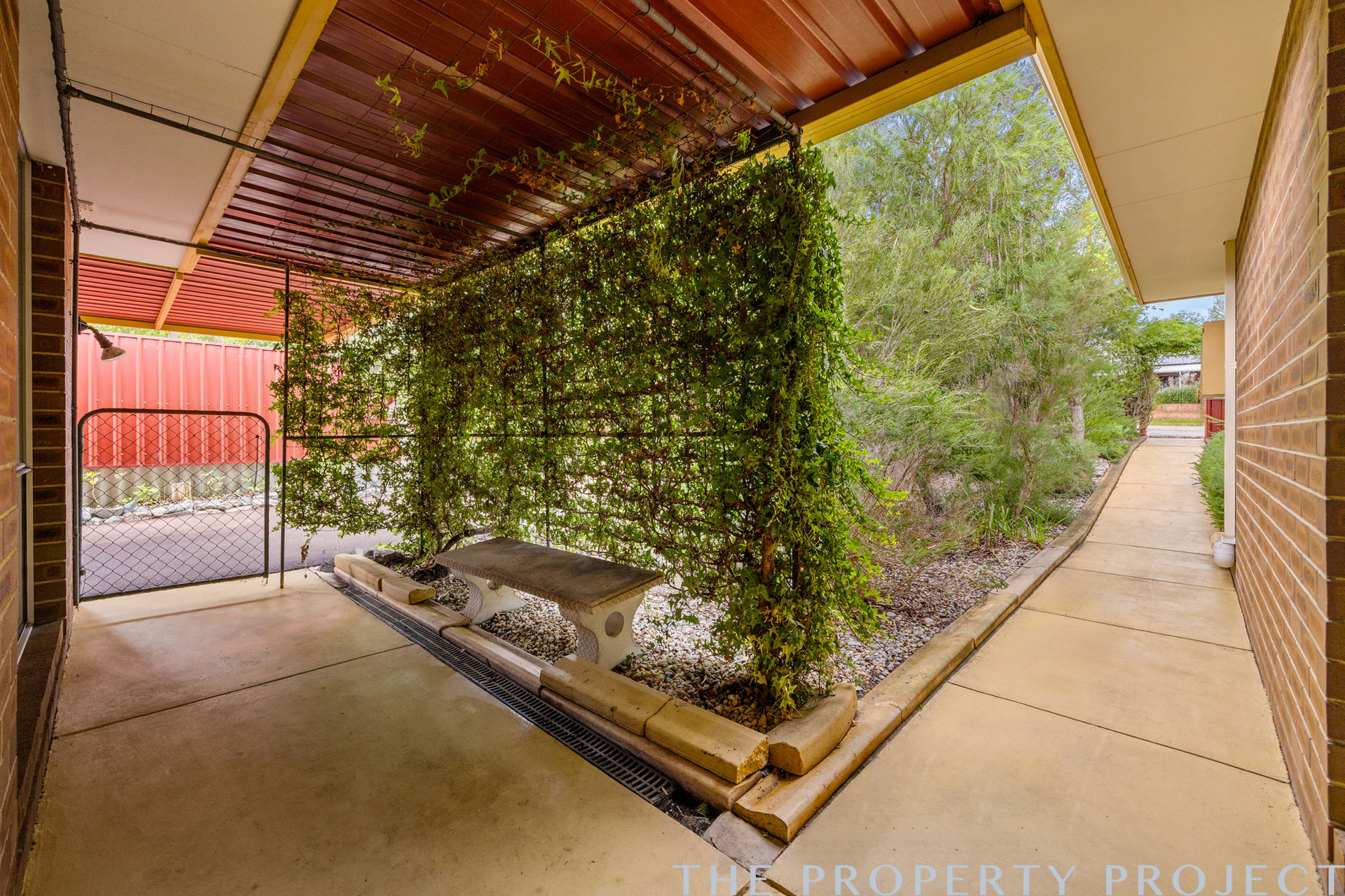 214 Blackadder Road Swan View WA 6056