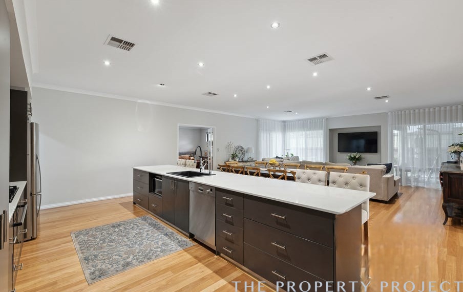 54 Wicklow Circle Darch WA 6065