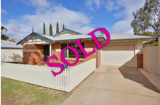 21 Butterfly Street, LAMINGTON WA 6430