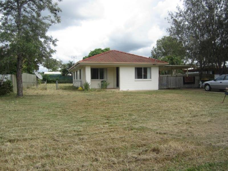 10 Falcon Crescent, CONDON QLD 4815