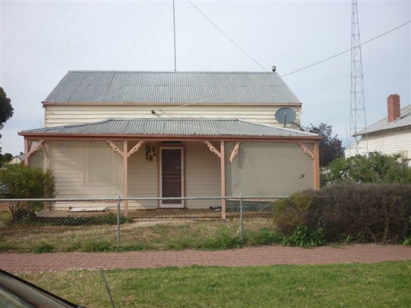 17 Lockwood Street, BIRCHIP VIC 3483