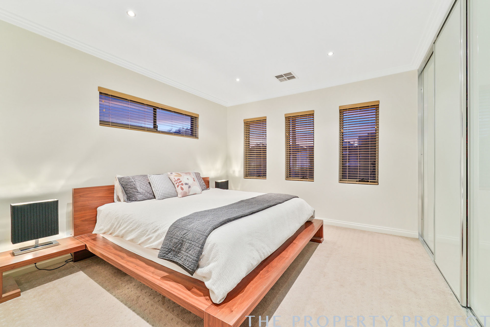 190 Woodside Street Doubleview WA 6018