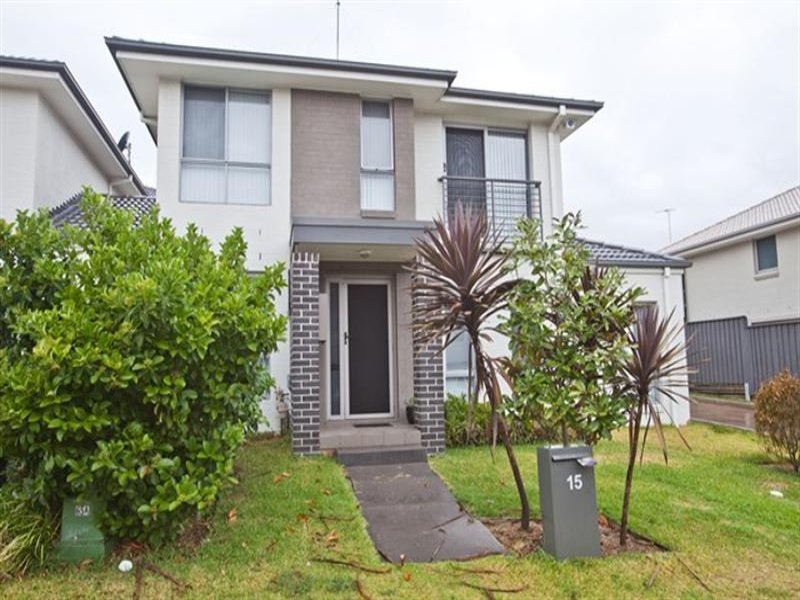 15 Kippax Ave, LEUMEAH NSW 2560