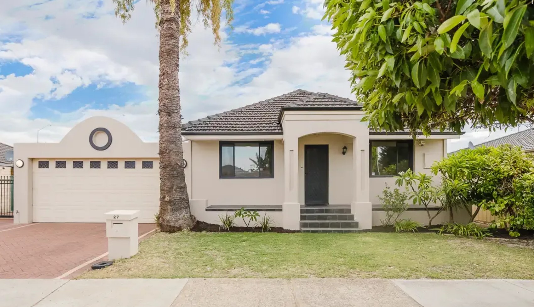 27 Ivanhoe Street, MORLEY WA 6062