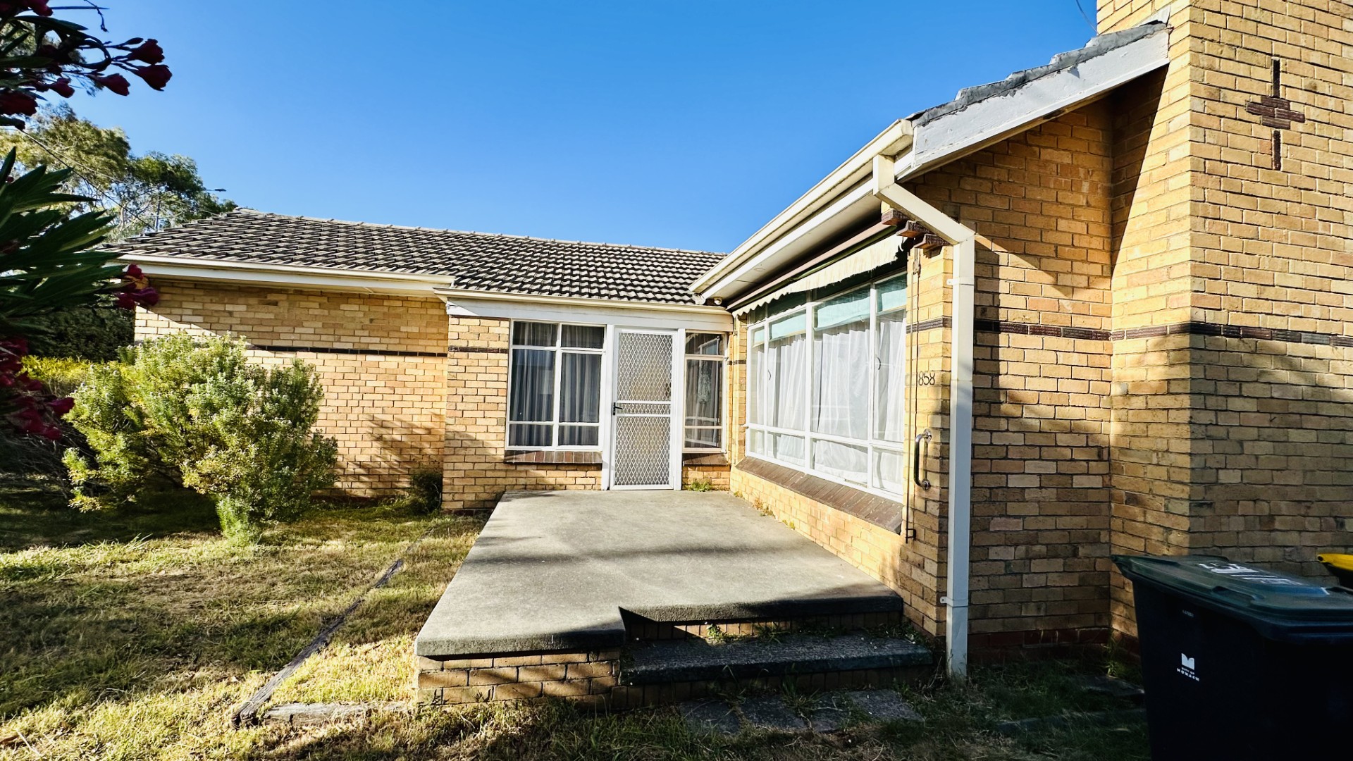 858 Blackburn Road, CLAYTON VIC 3168