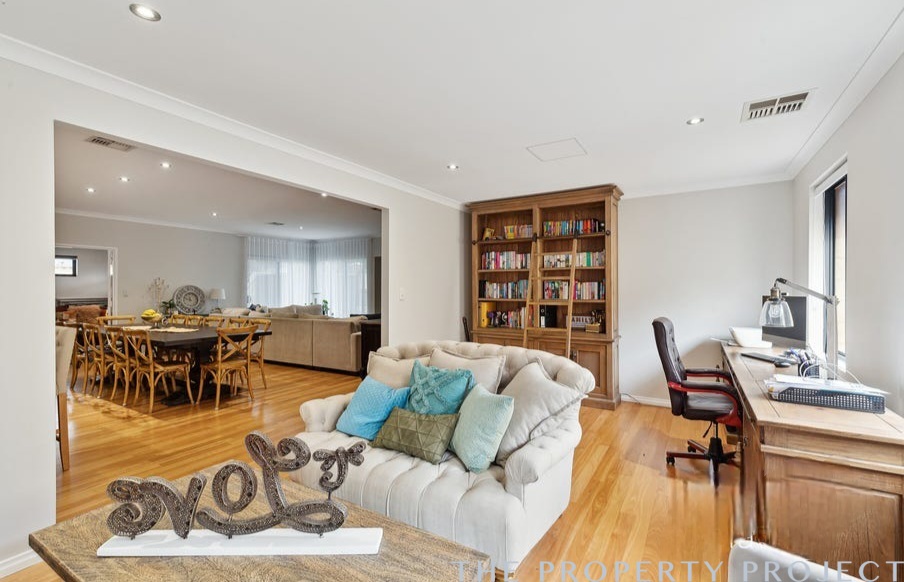 54 Wicklow Circle Darch WA 6065