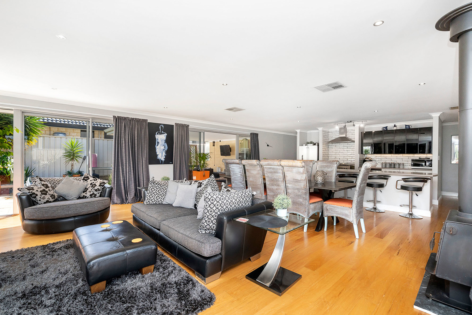 16 Merrivale Circle Tapping WA 6065