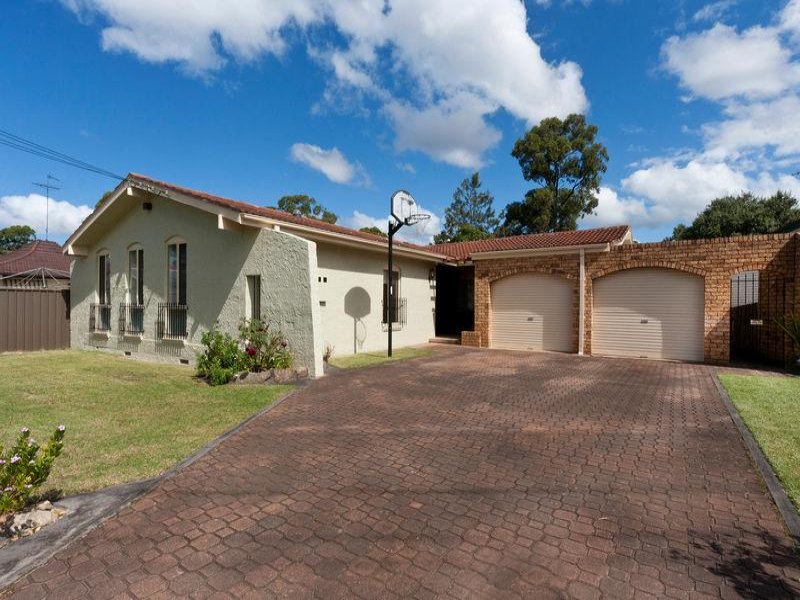21A Carrington  Cct, LEUMEAH NSW 2560