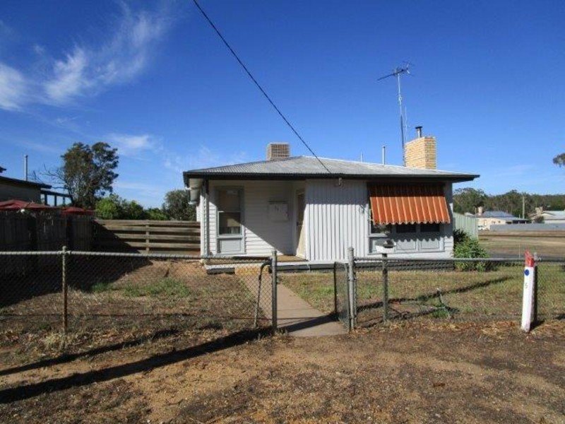 21 Smith Street, ST ARNAUD VIC 3478