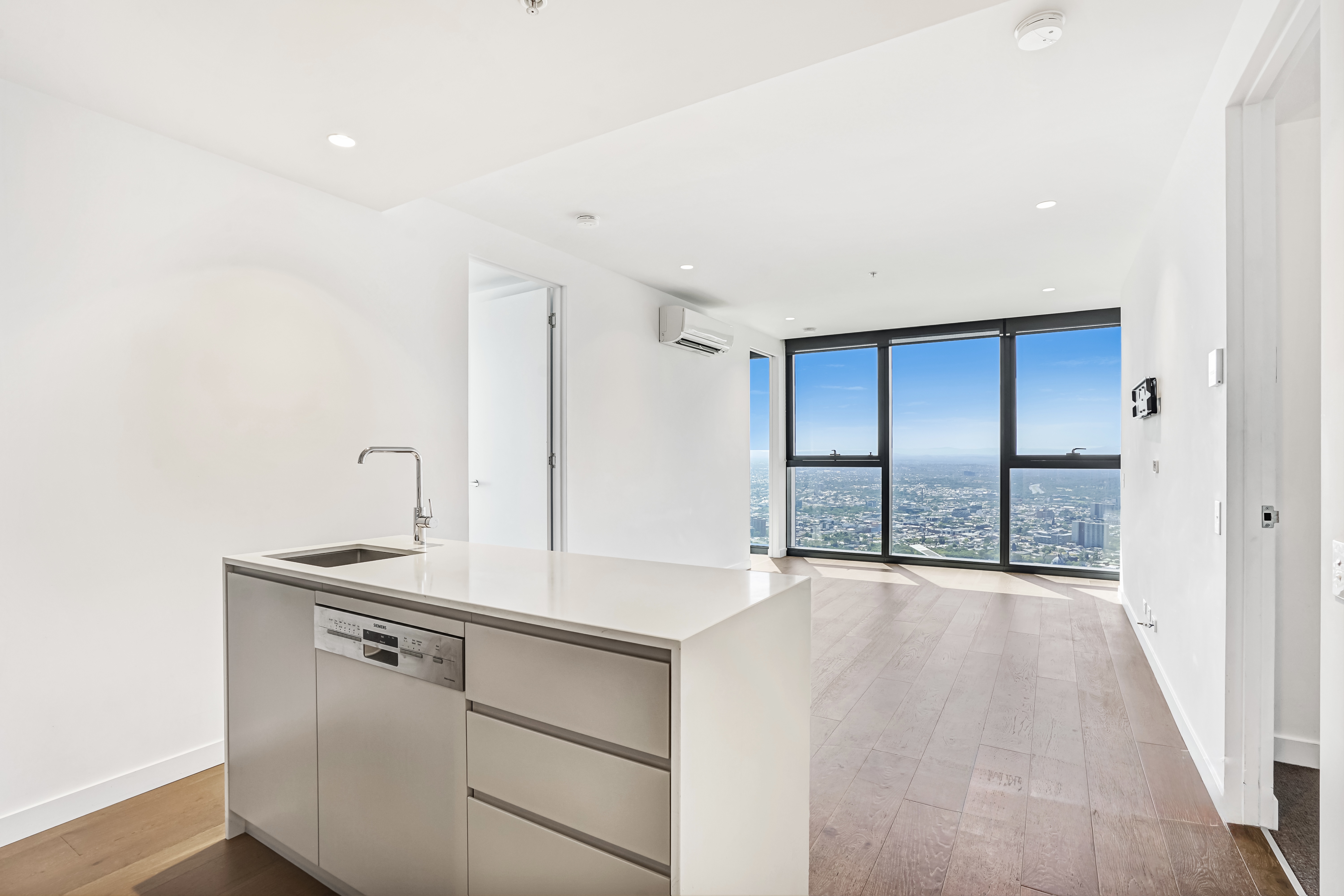 7202 / 462 Elizabeth Street, MELBOURNE VIC 3000