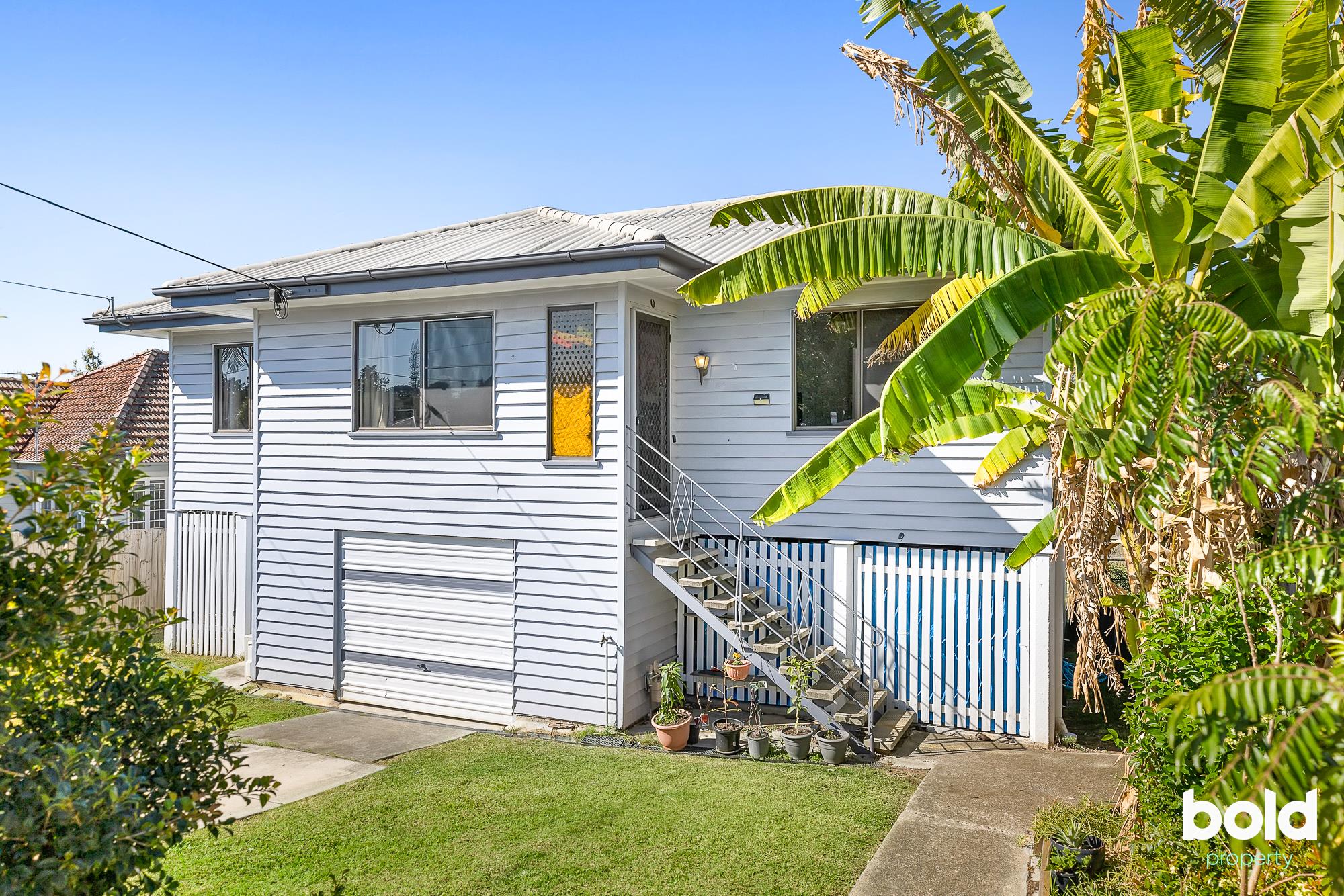 205 Pfingst Road, WAVELL HEIGHTS QLD 4012