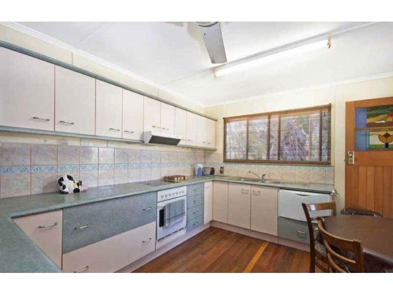18 Lancaster Street, GARBUTT QLD 4814