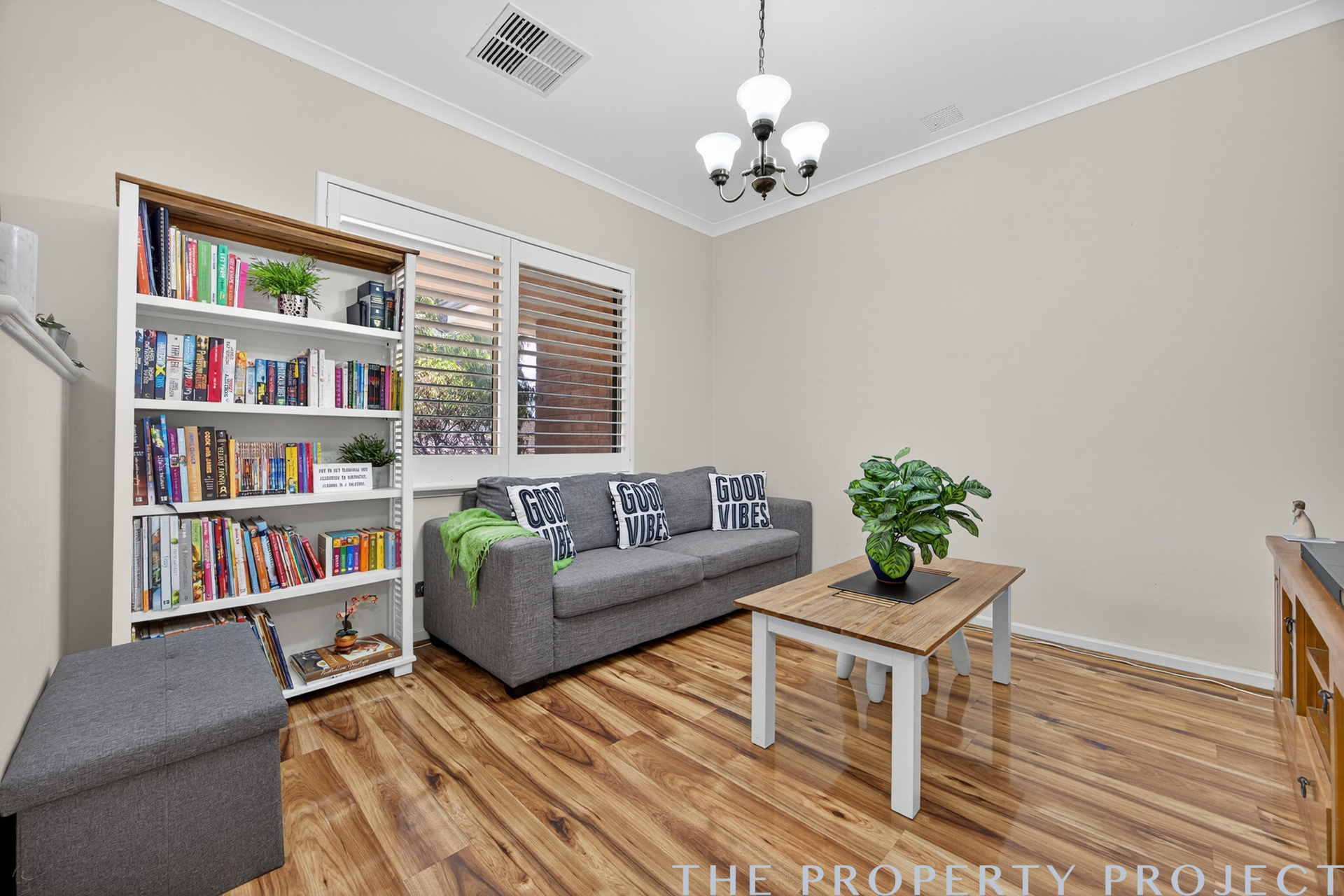 17 The Oval Madeley WA 6065