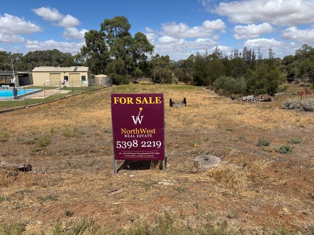 146 Woods Street, DONALD VIC 3480