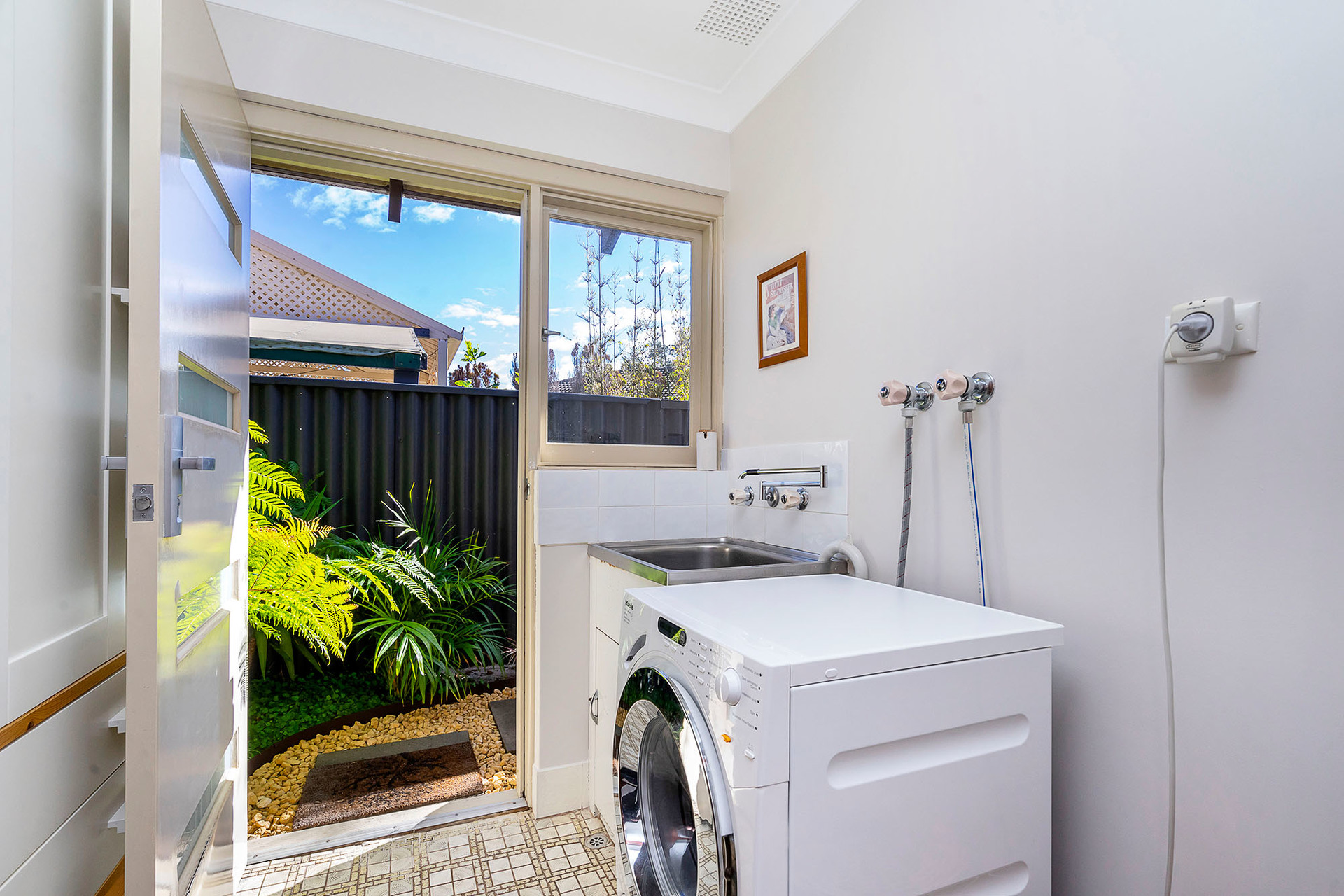 12B Hocking Parade Sorrento WA 6020