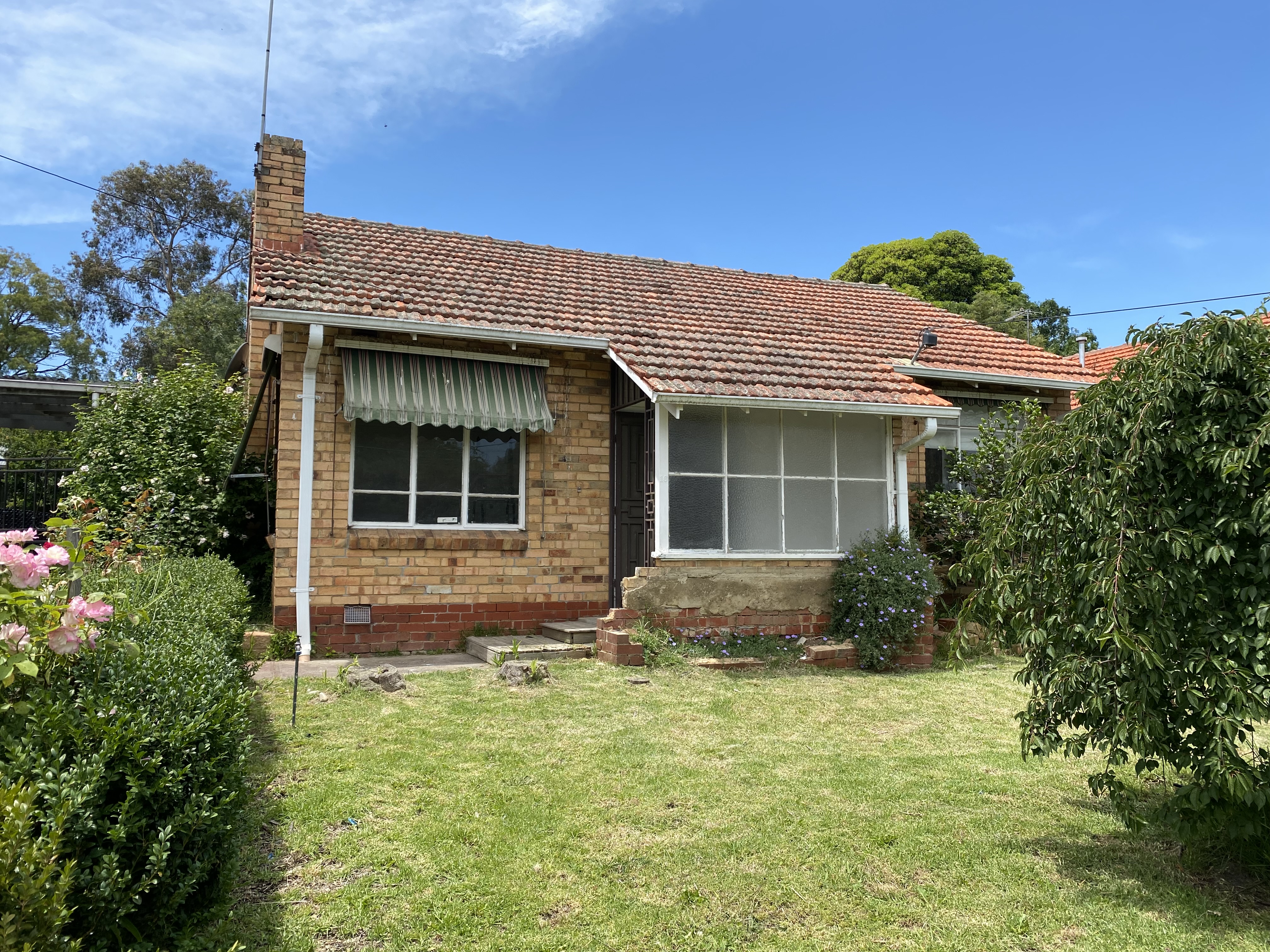 16 McEwan Road, HEIDELBERG HEIGHTS VIC 3081