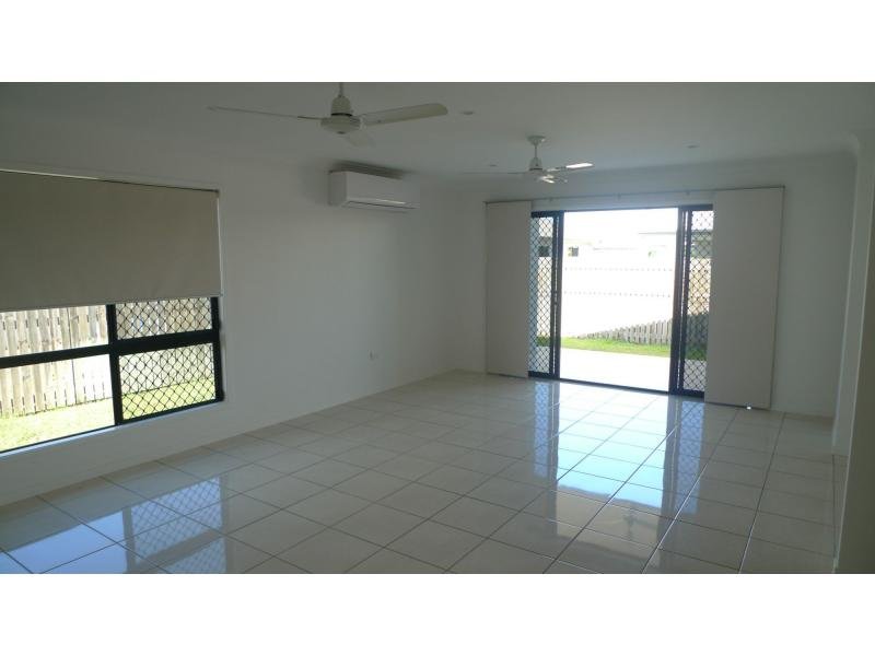 74 Kinnardy Street, BURDELL QLD 4818