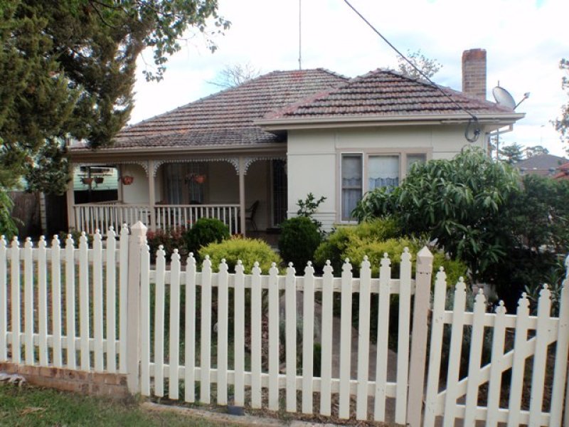 75 Lithgow Street, CAMPBELLTOWN NSW 2560