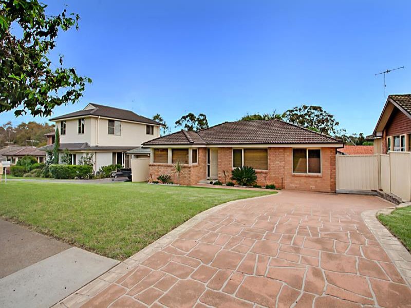111 Jacaranda Ave, BRADBURY NSW 2560