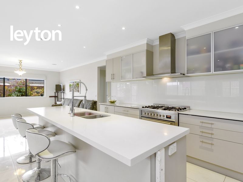 5 Braestar Street, CRANBOURNE VIC 3977