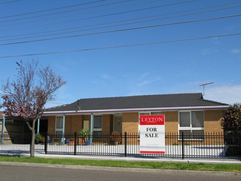 37 Walnut Crescent, NOBLE PARK VIC 3174