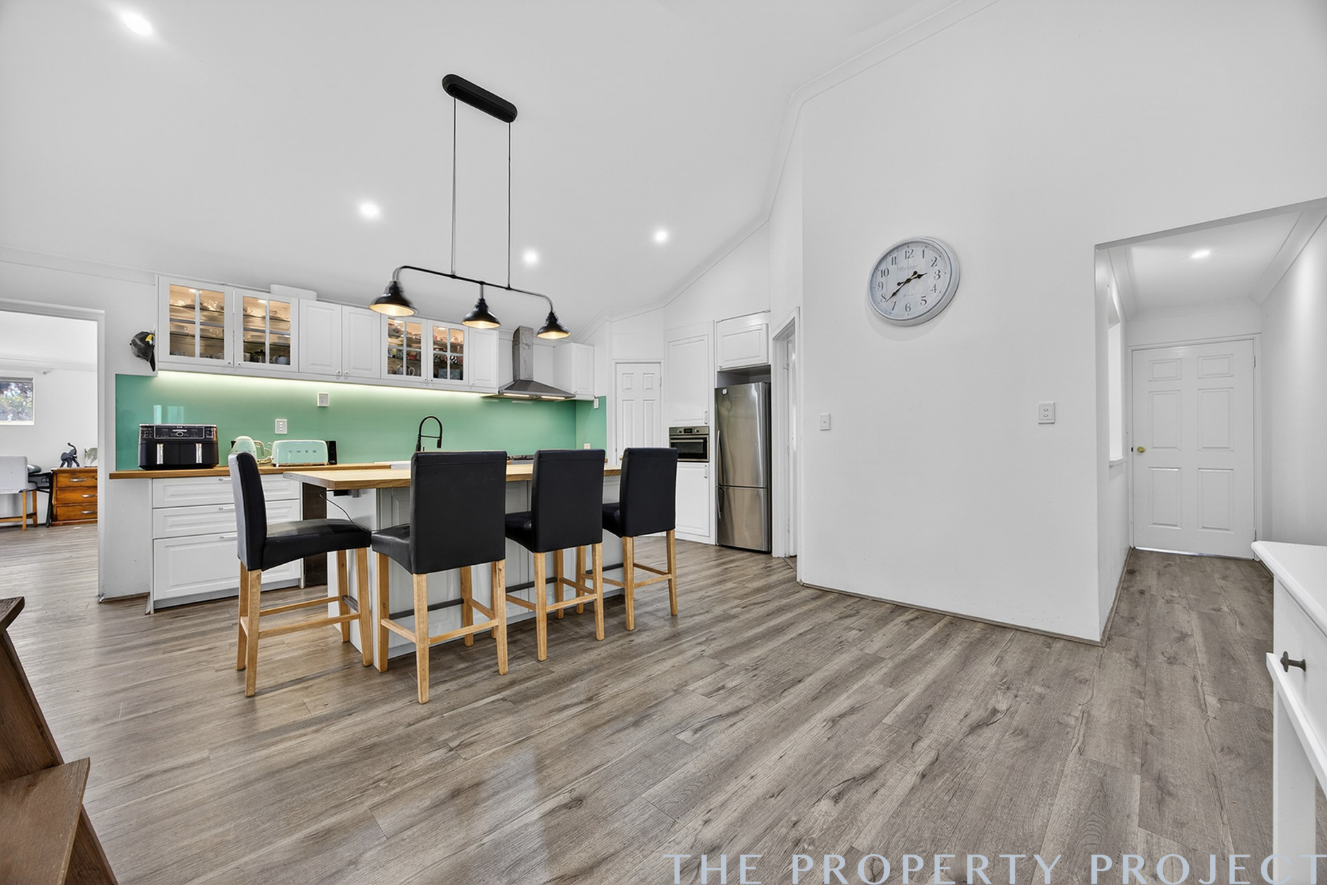 4 Rosneath Terrace Kinross WA 6028