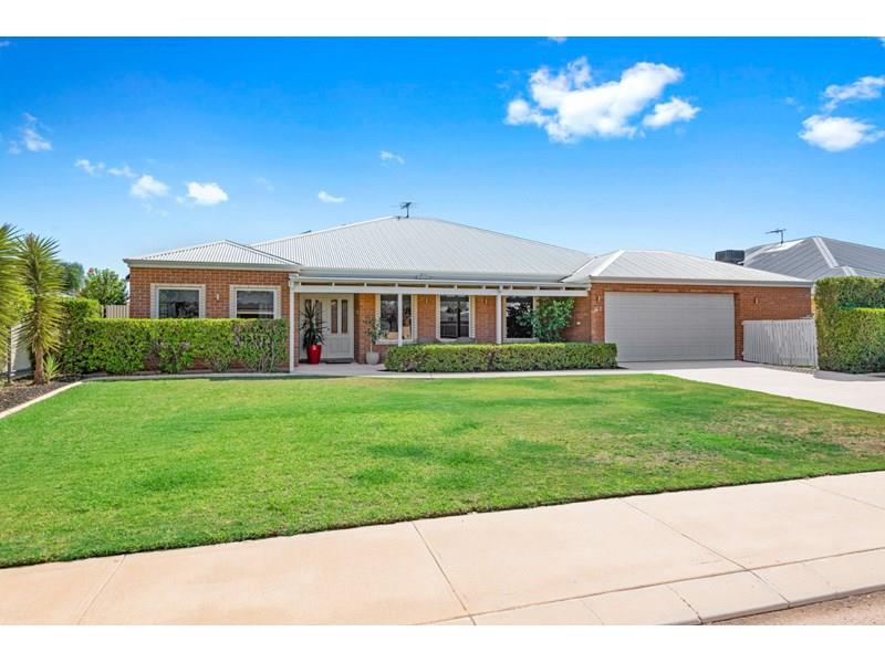 47 Smythe Drive, BROADWOOD WA 6430