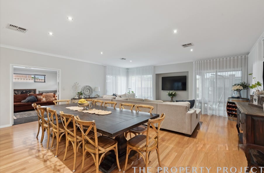 54 Wicklow Circle Darch WA 6065