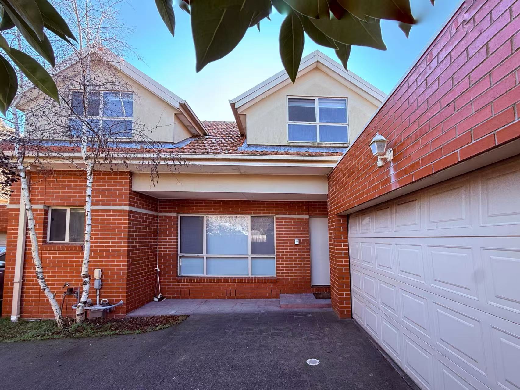 3 / 56 Station Street, BURWOOD VIC 3125