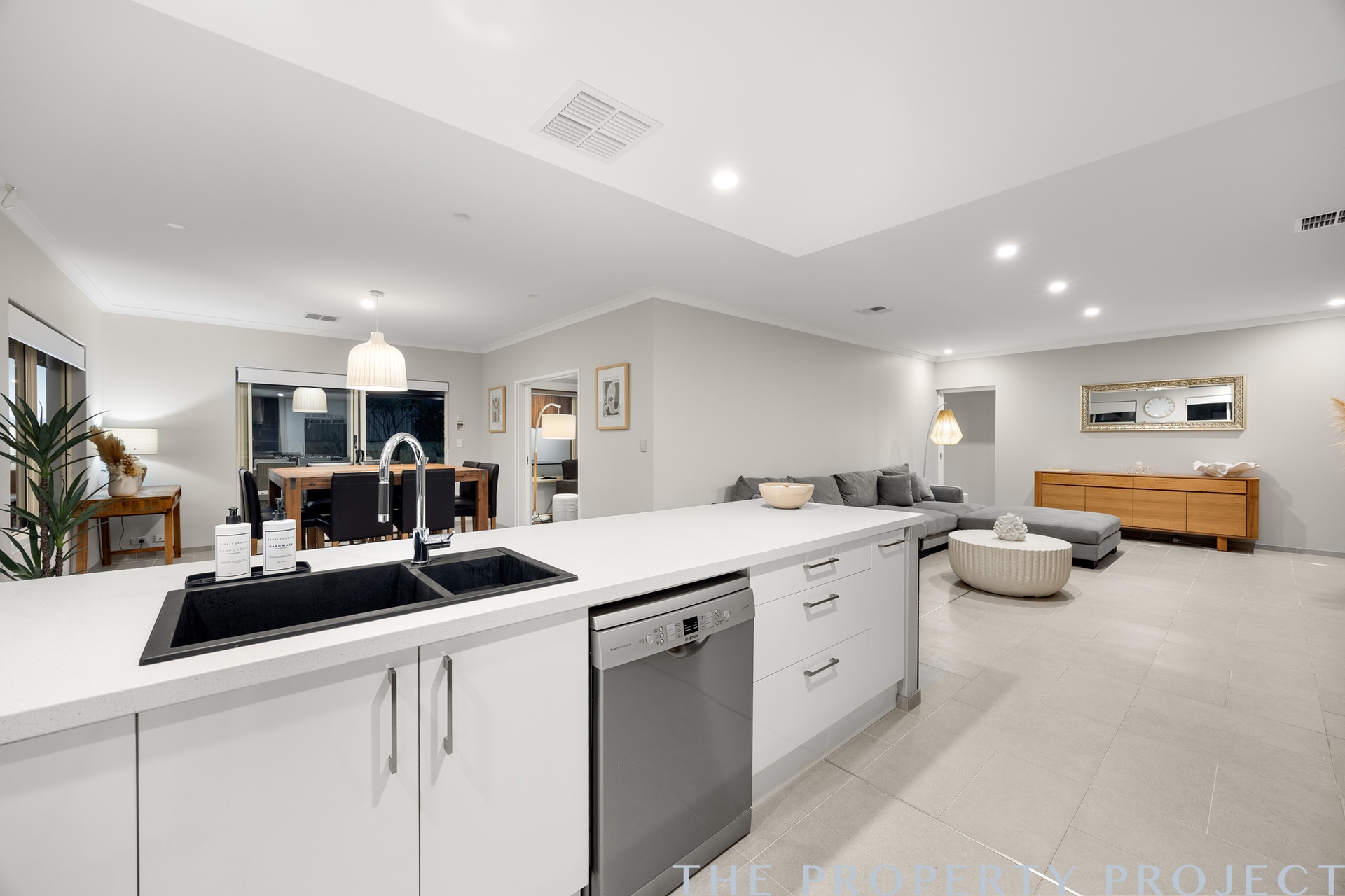 12 Cheltenham Approach Harrisdale WA 6112