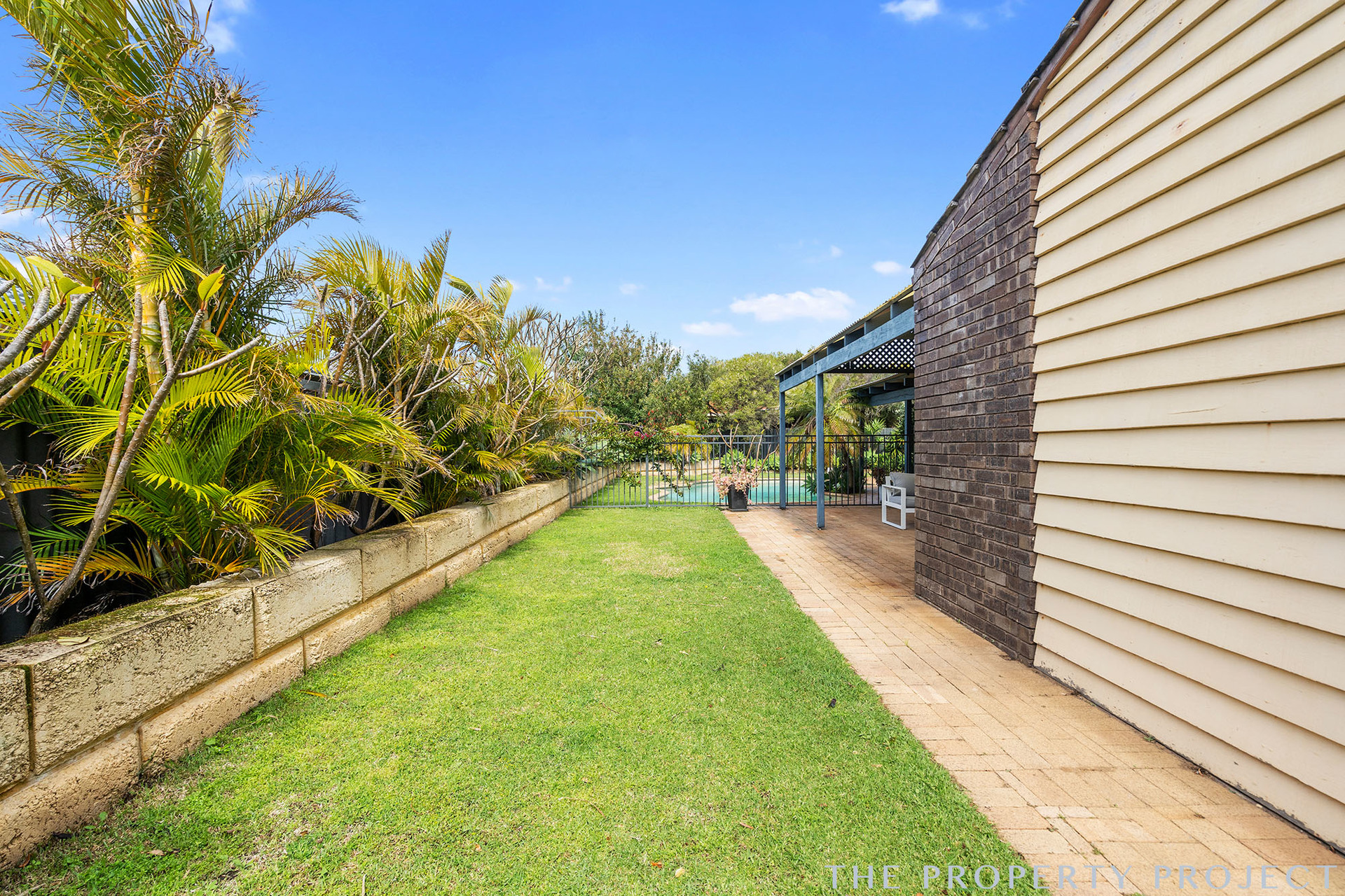 15 Milverton Avenue Karrinyup WA 6018