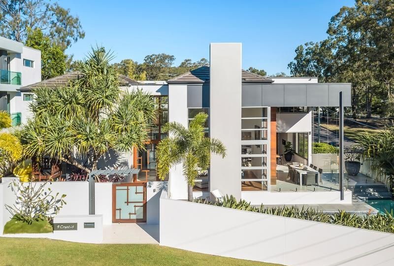 9 Crucis Street, COORPAROO QLD 4151