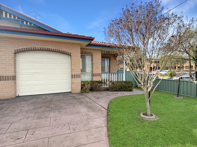 17A Johnson St, FORBES NSW 2871