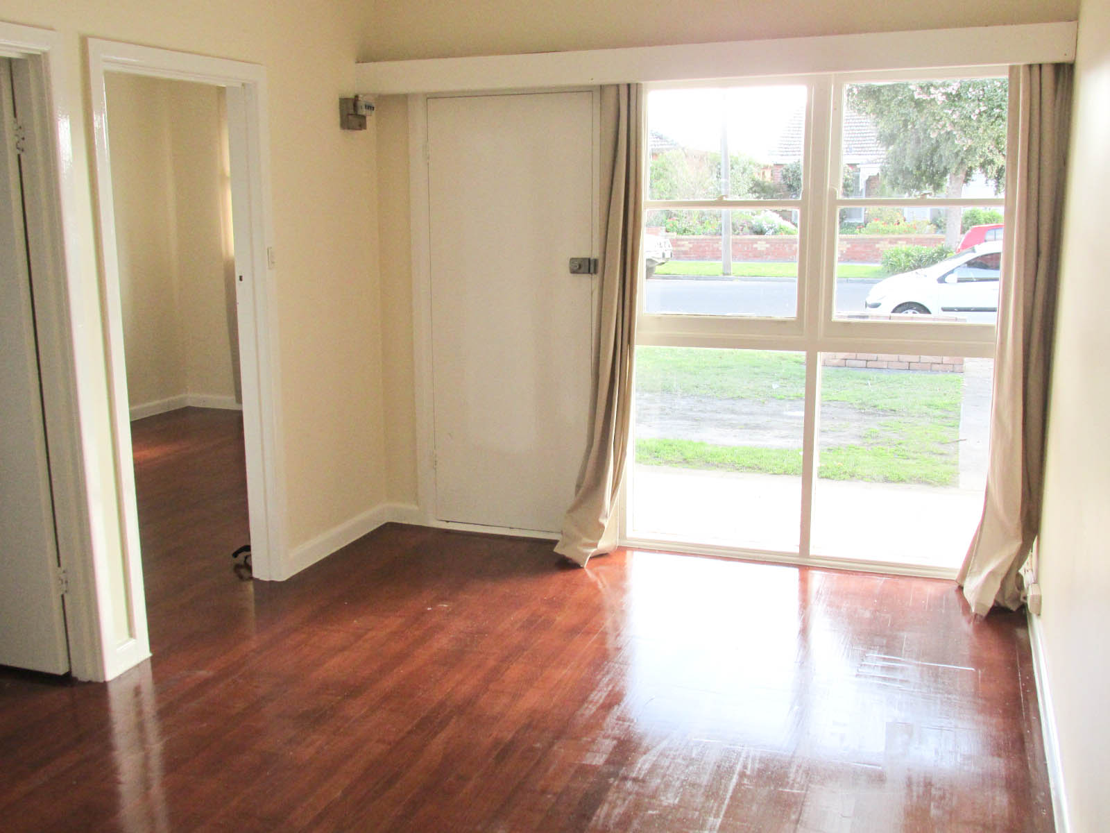 2 / 7 Albert Avenue, SPRINGVALE VIC 3171