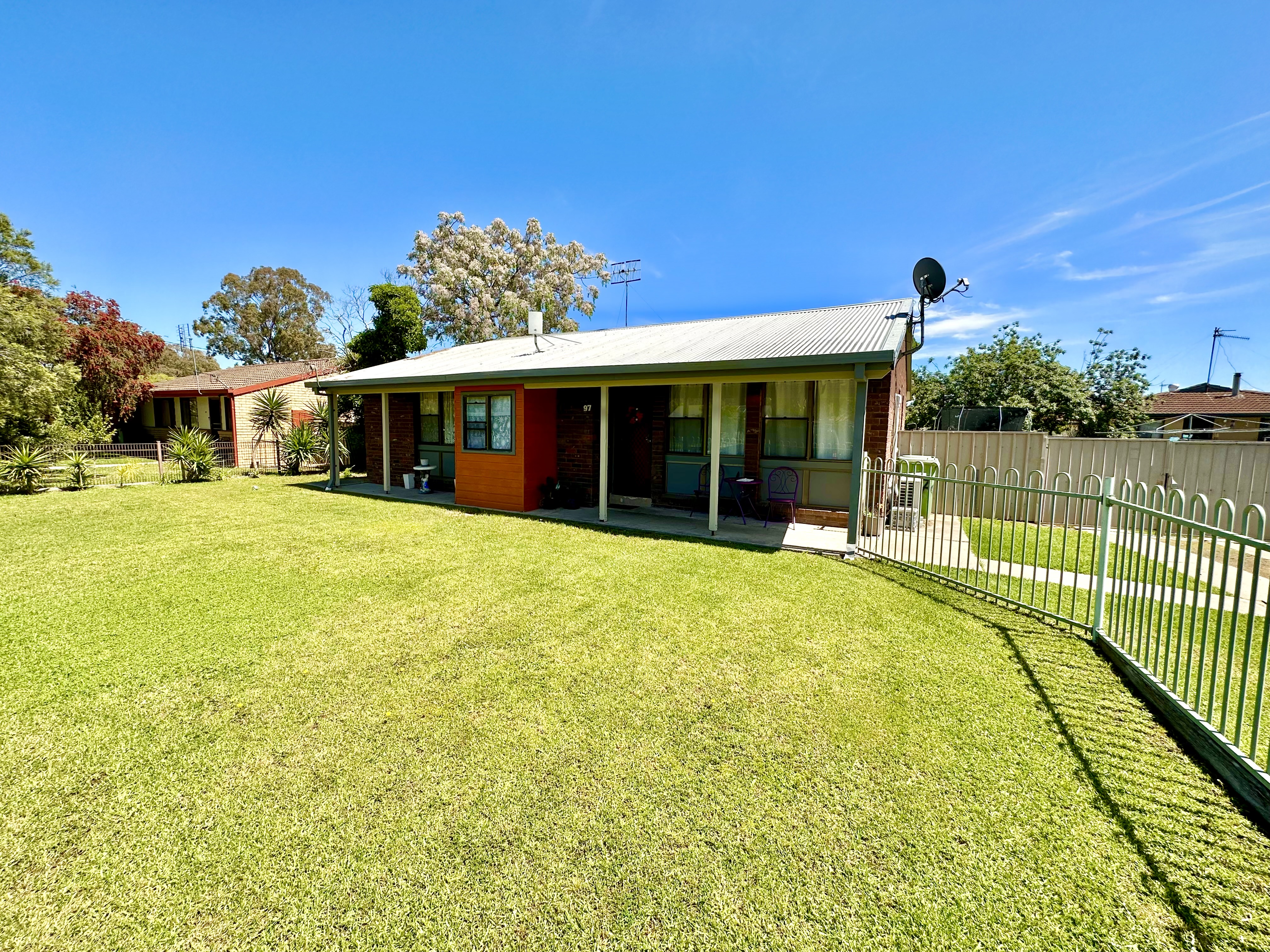 97 Decimus St, DENILIQUIN NSW 2710