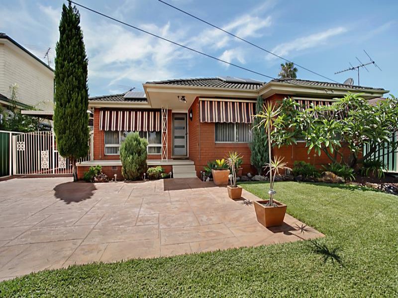 51 Atchison Rd, MACQUARIE FIELDS NSW 2564