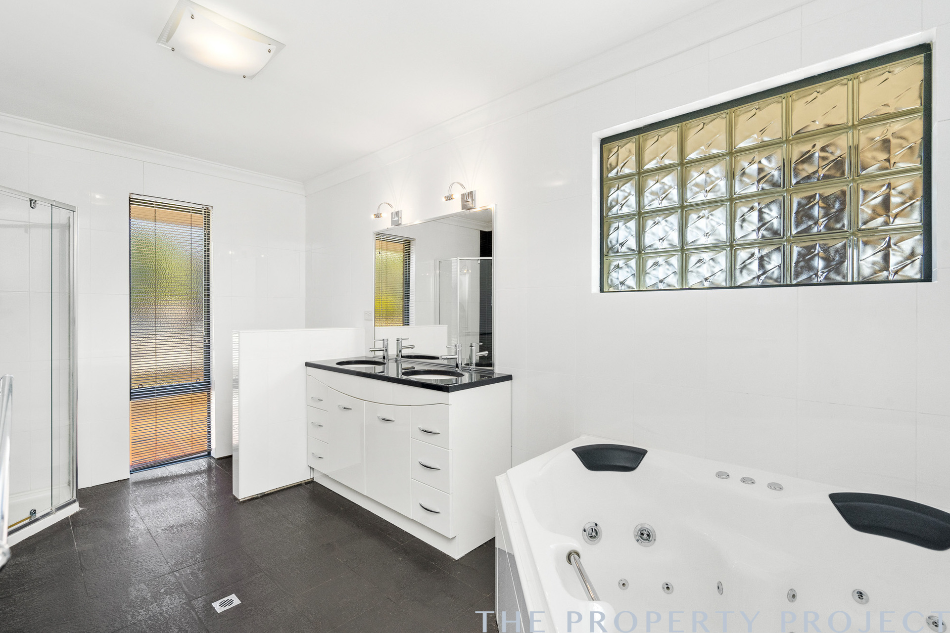 15 Rowlands Court Padbury WA 6025