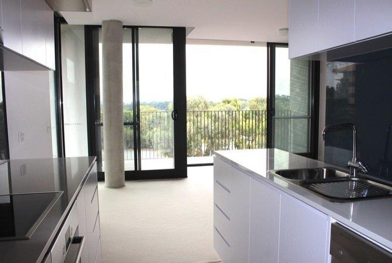 86/99 Eastern Valley Way, Belconnen, photo 3