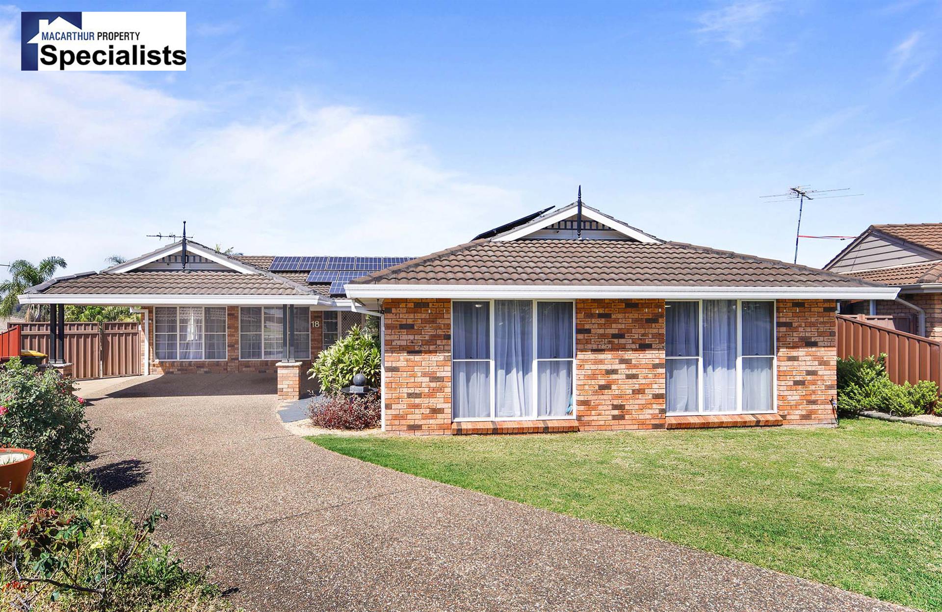 18 Mackenzie Place, KEARNS NSW 2558