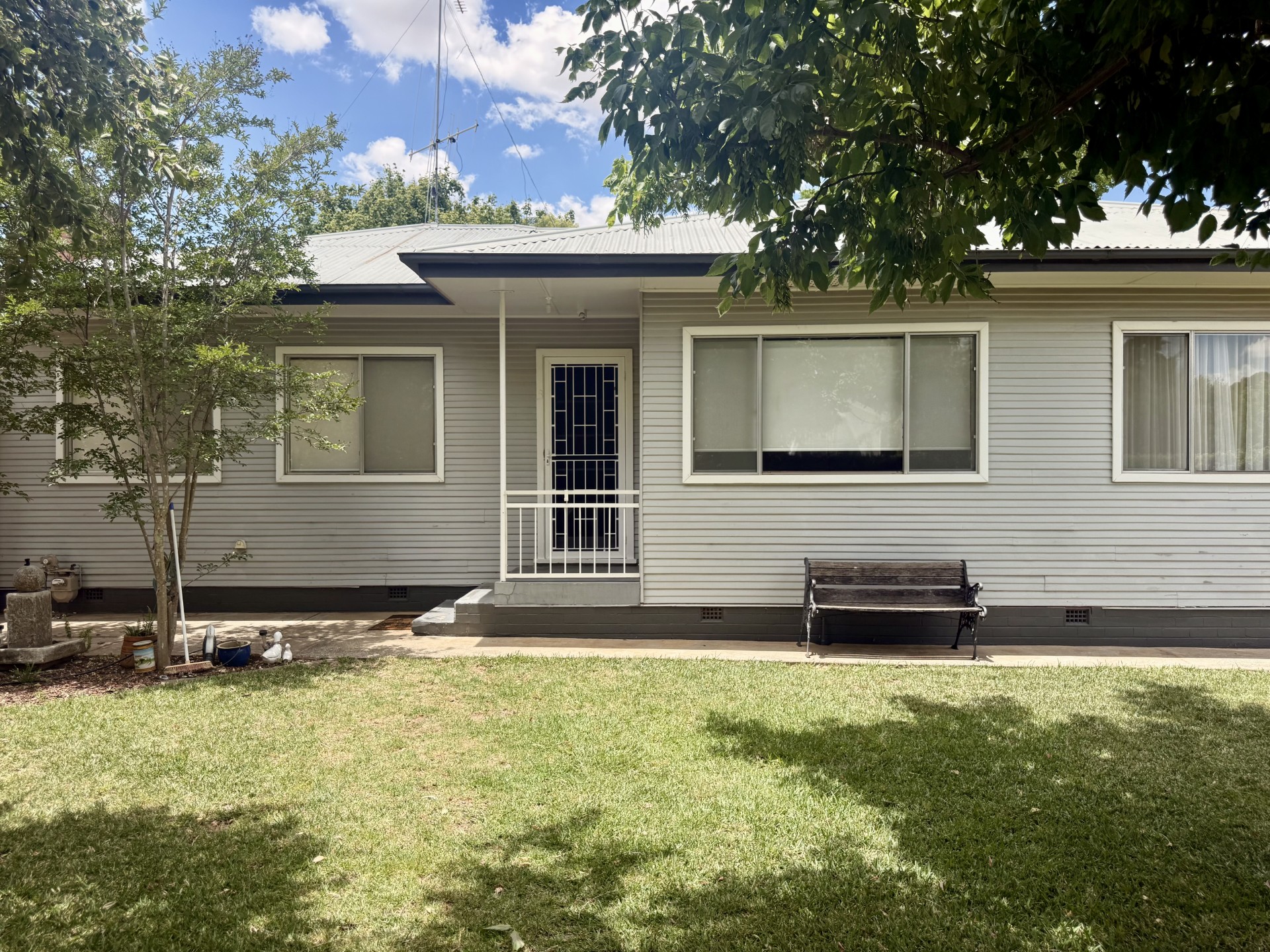 3 Elliot Street, FORBES NSW 2871