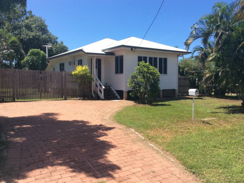 28 Clayton Street, HERMIT PARK QLD 4812