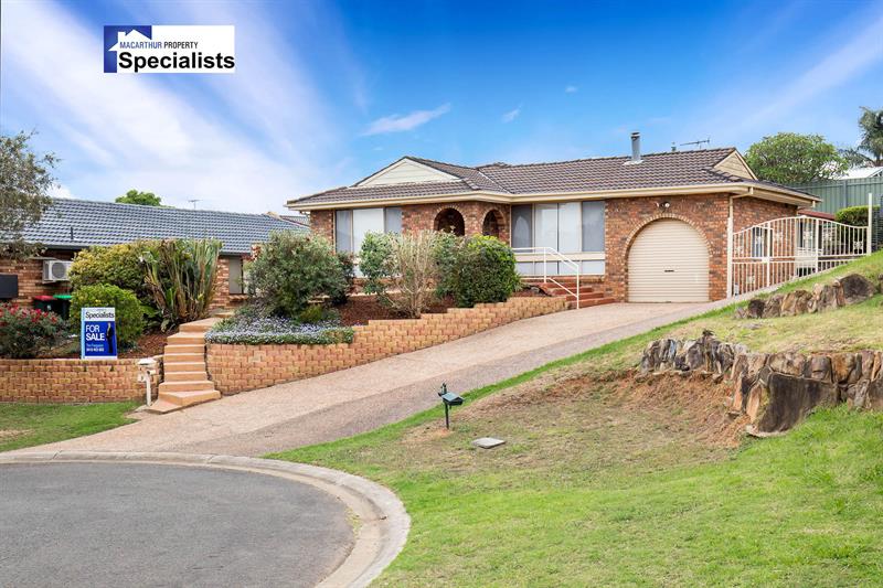 5 Lena Pl, KEARNS NSW 2558