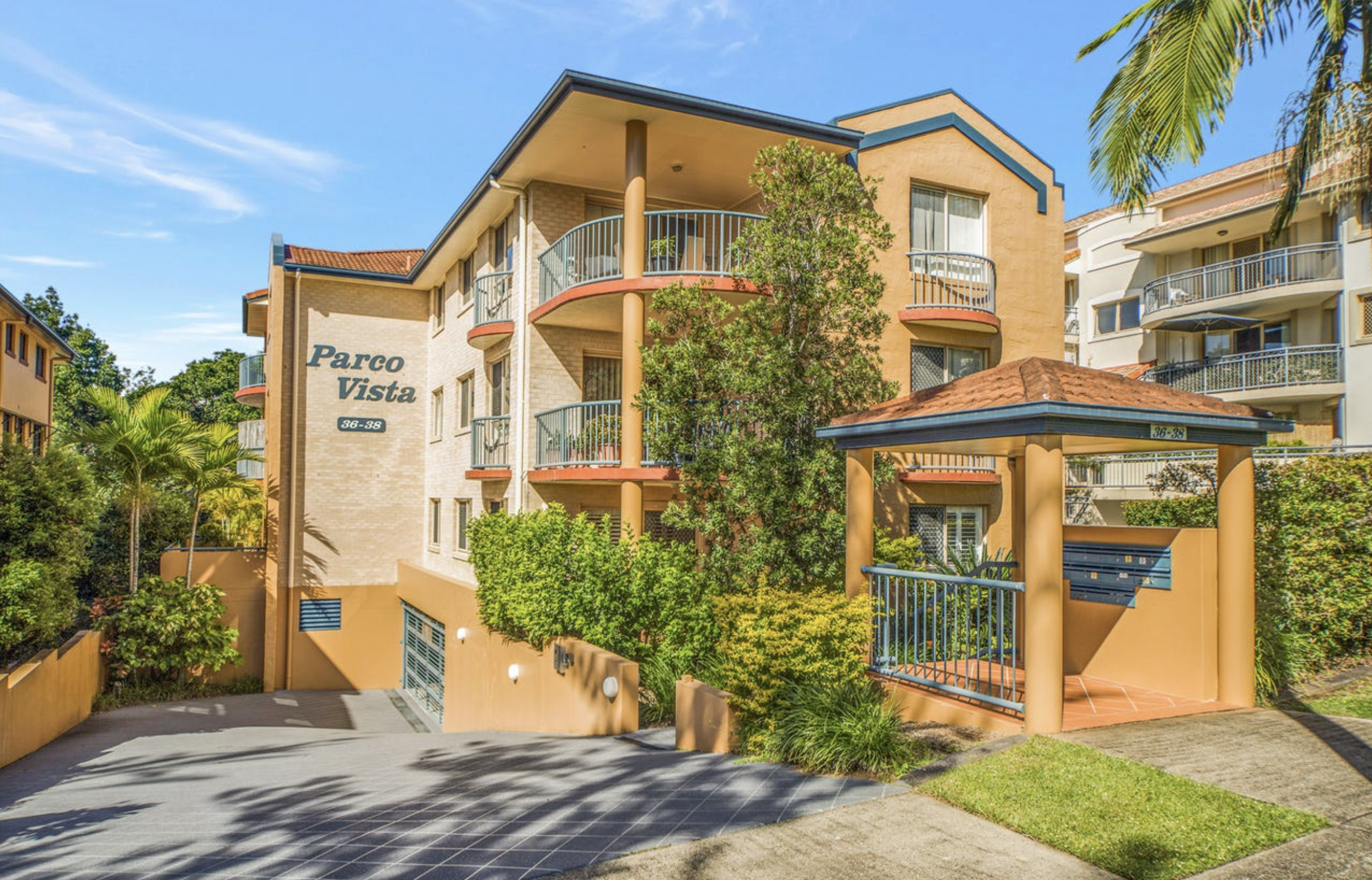 1 / 36 Dutton St, COOLANGATTA QLD 4225
