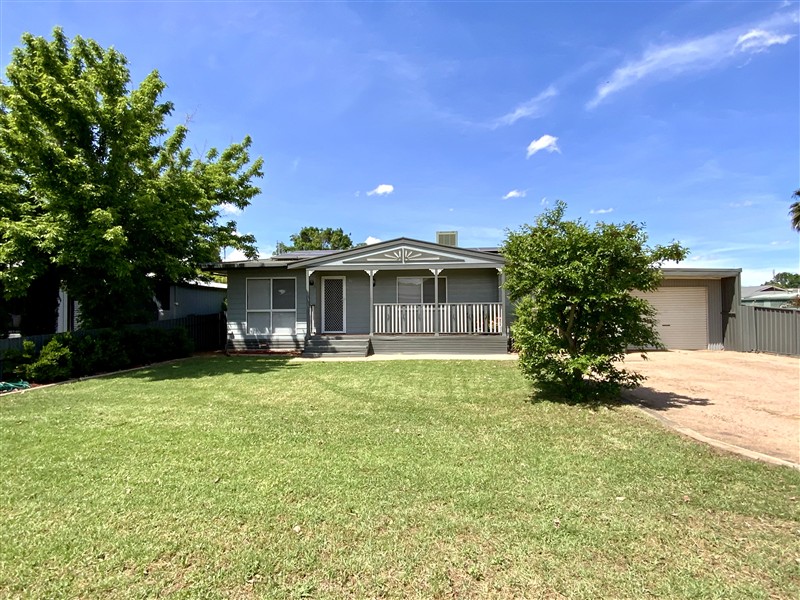 37 Bathurst Street, FORBES NSW 2871