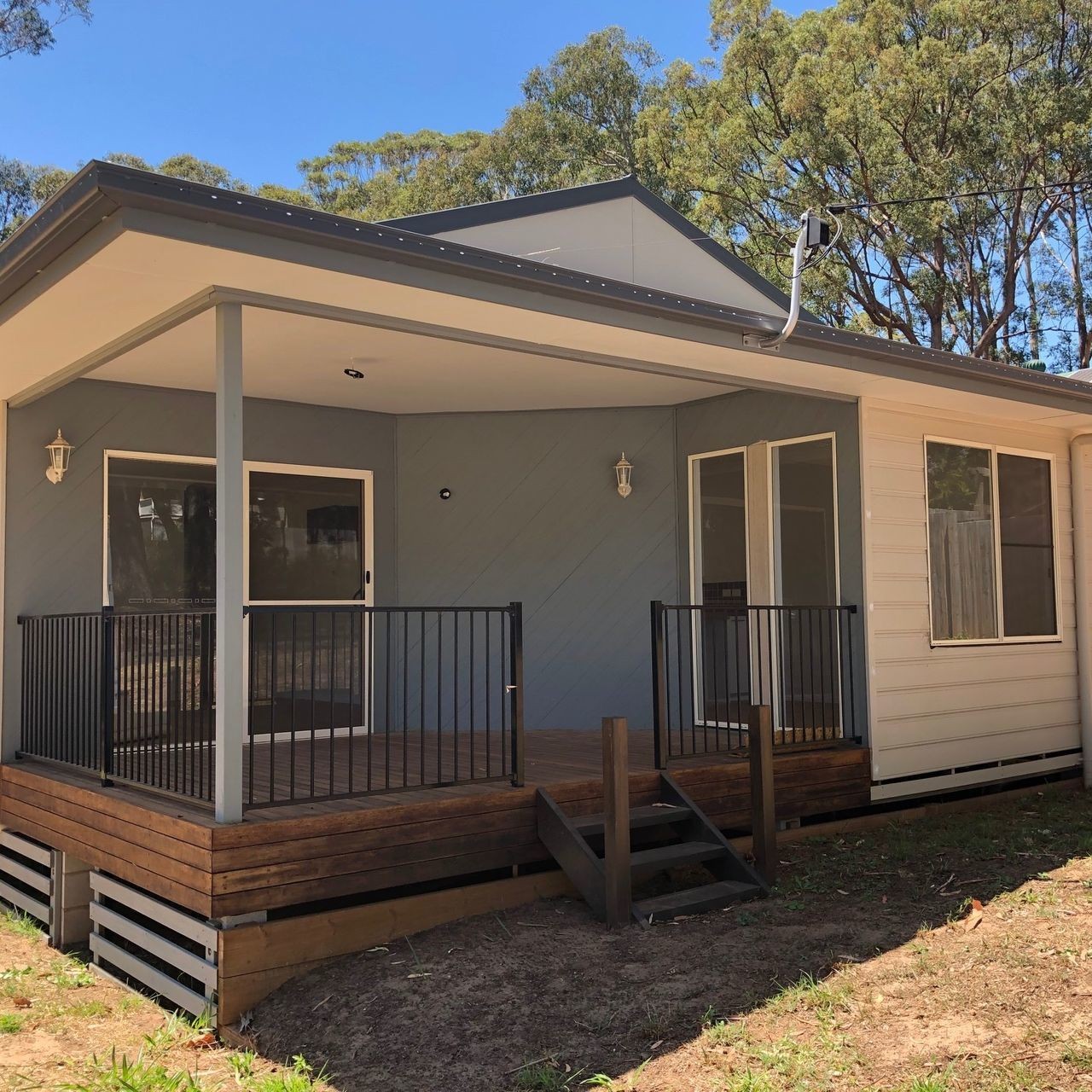8 Illagona Street, RUSSELL ISLAND QLD 4184