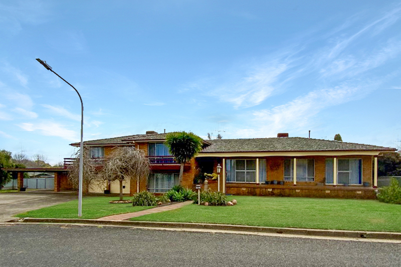 13 Brenner Street, FORBES NSW 2871